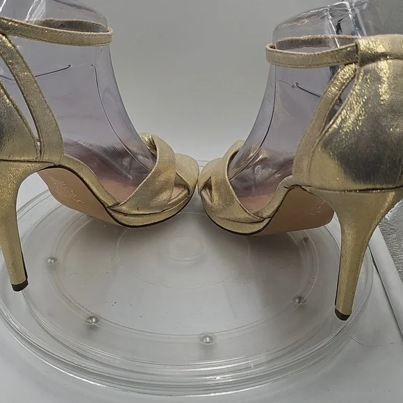 K NINA WOMENS SIZE 9m GOLD 4” HEELS - Picture 5 of 11
